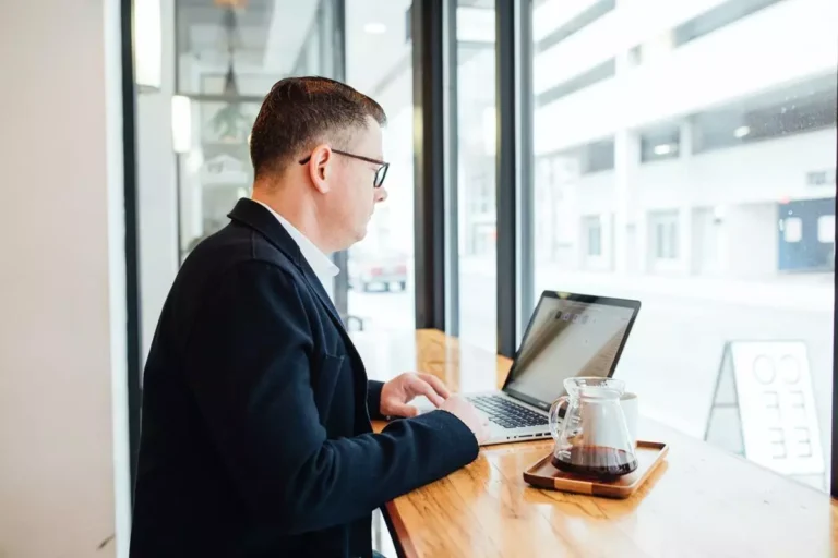 Czy treść na blogu wpływa na seo mojej strony?